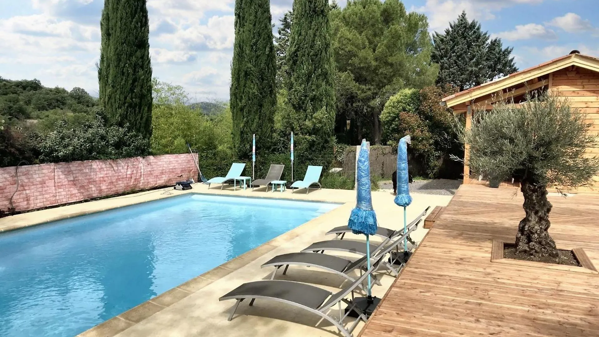 Maison Accueillante A Saint-Andre-De-Cruzieres Avec Piscine Partagee 0*,  France
